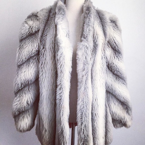 Vintage Jackets & Blazers - Vintage Faux Fur Coat